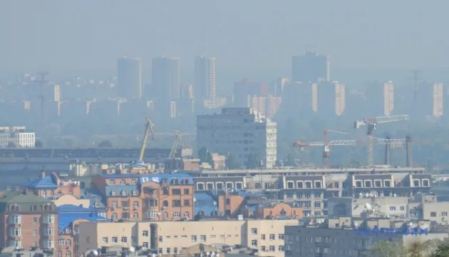 Чому Україну накрила пилова буря та коли ситуація покращиться